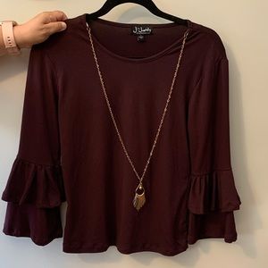 Women’s blouse with necklace